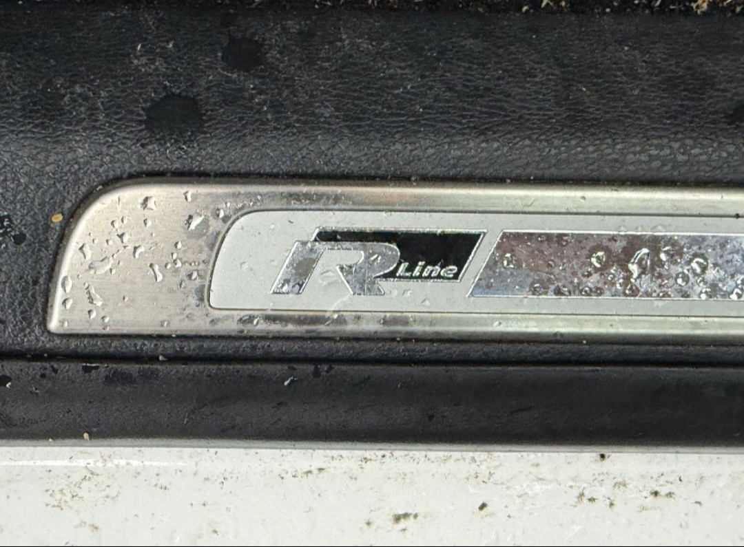 Vw Passat b7 2,0 tdi R-LINE - 6