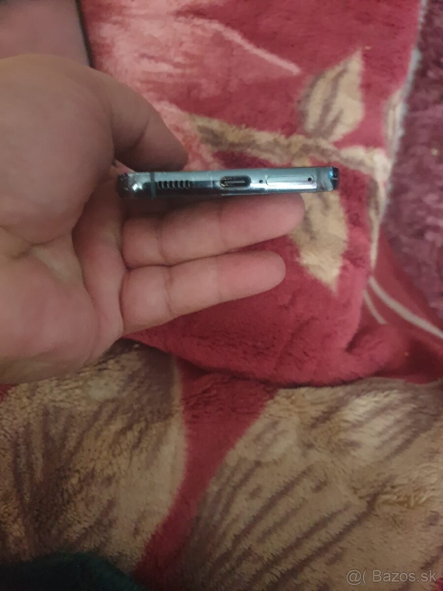 Samsung S22 8/128 - 6