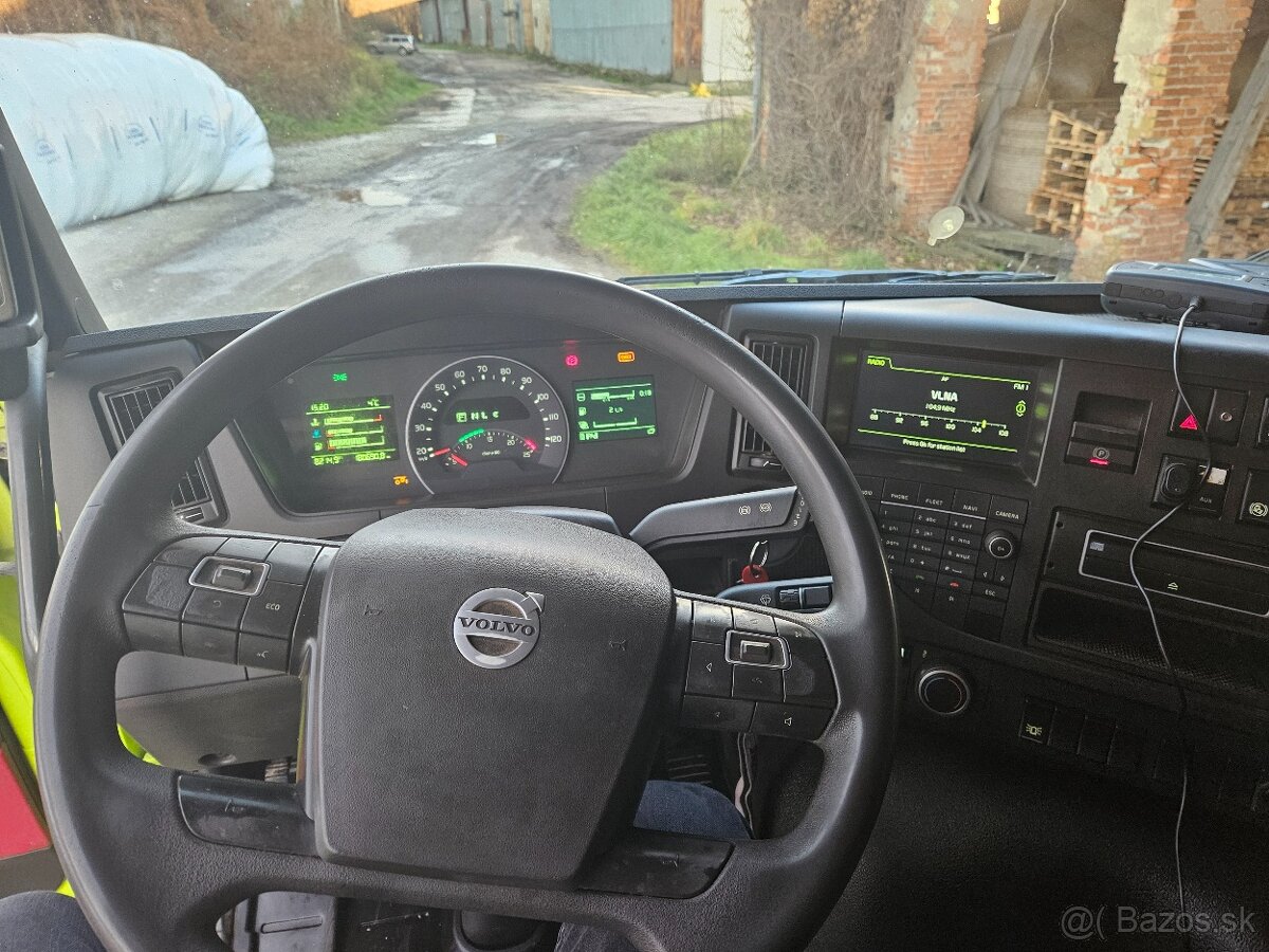 Lesovoz VOLVO 6X6 - 6