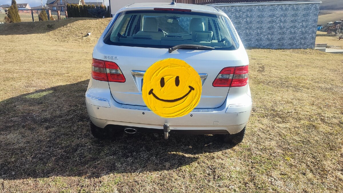 Mercedes-Benz B180 - 6