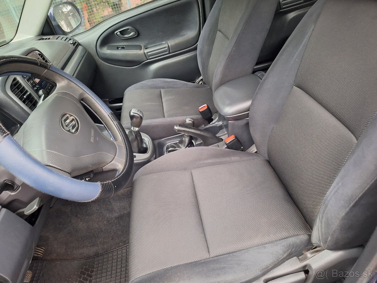 SUZUKI GRAND VITARA 2.0 HDI 4X4 KLÍMA ŤAŽNÉ - 6
