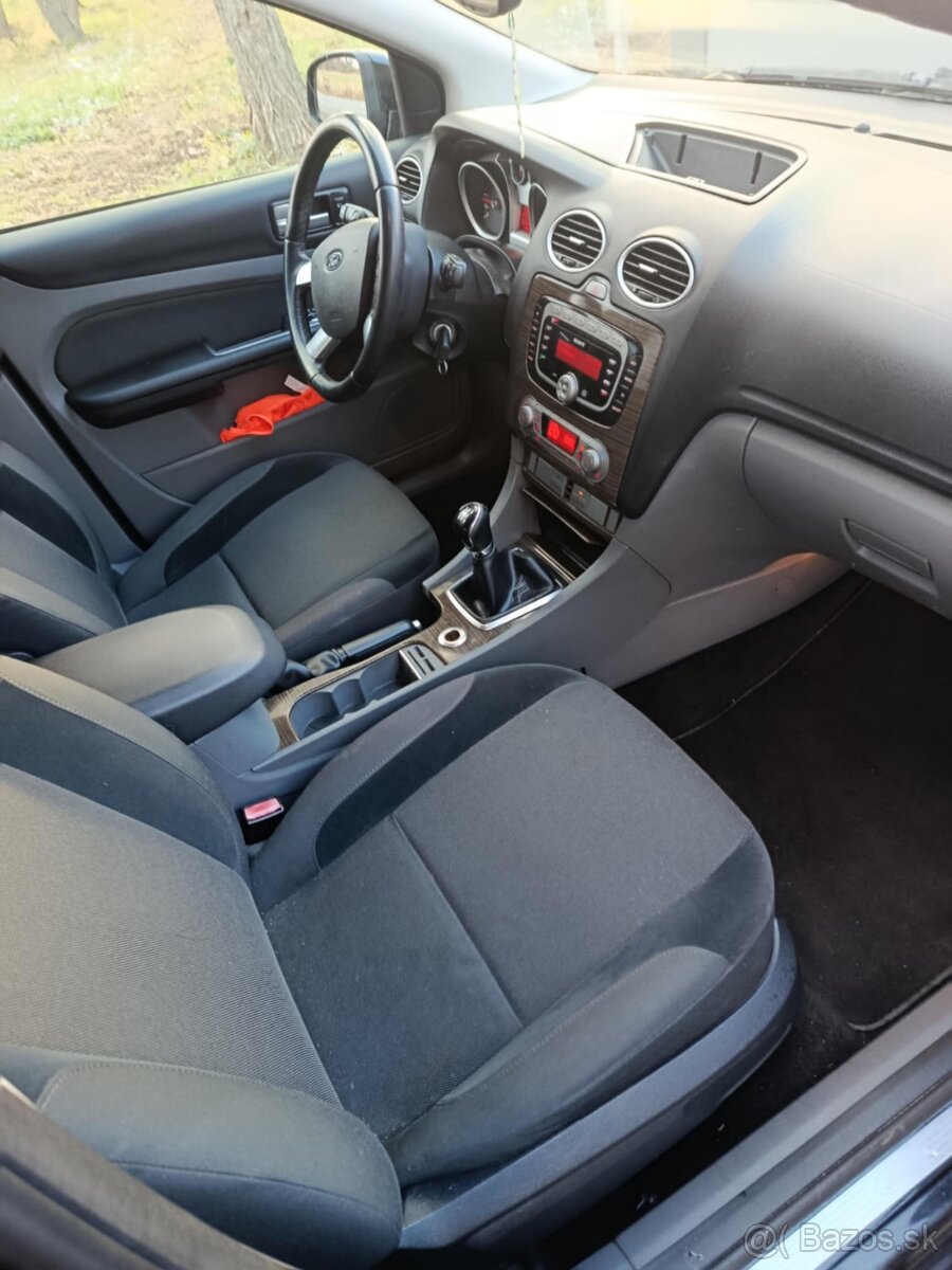 Ford Focus - 6