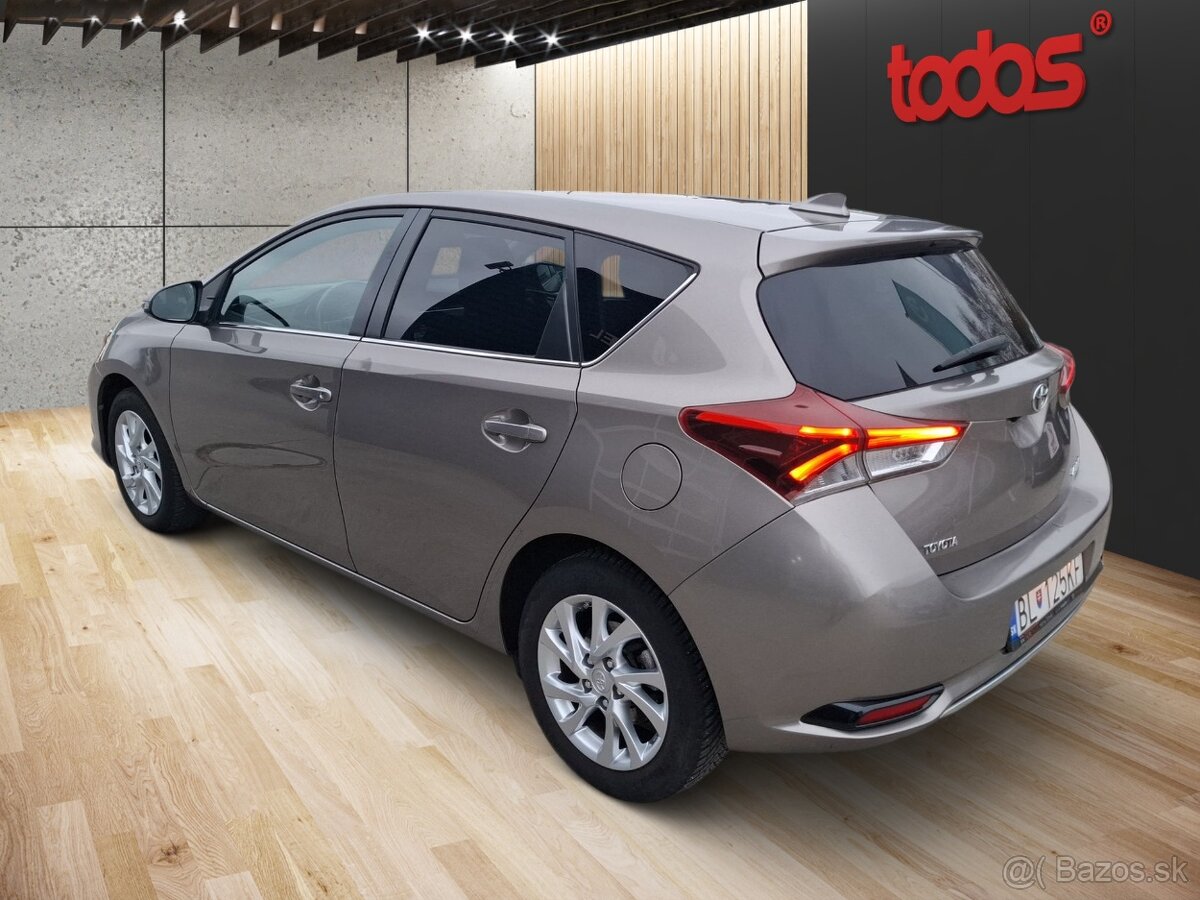 Toyota Auris ACTIVE TREND 1.6 VALVEMATIC 6M/T - 6