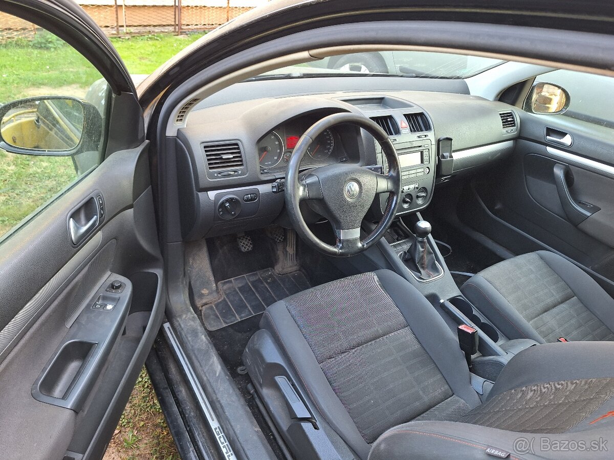 Golf 5 plus 1.9 77kw - 6