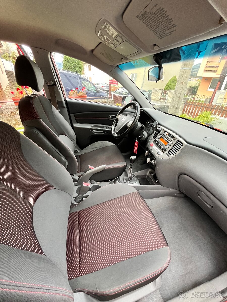 Kia Rio červená metalíza - 6