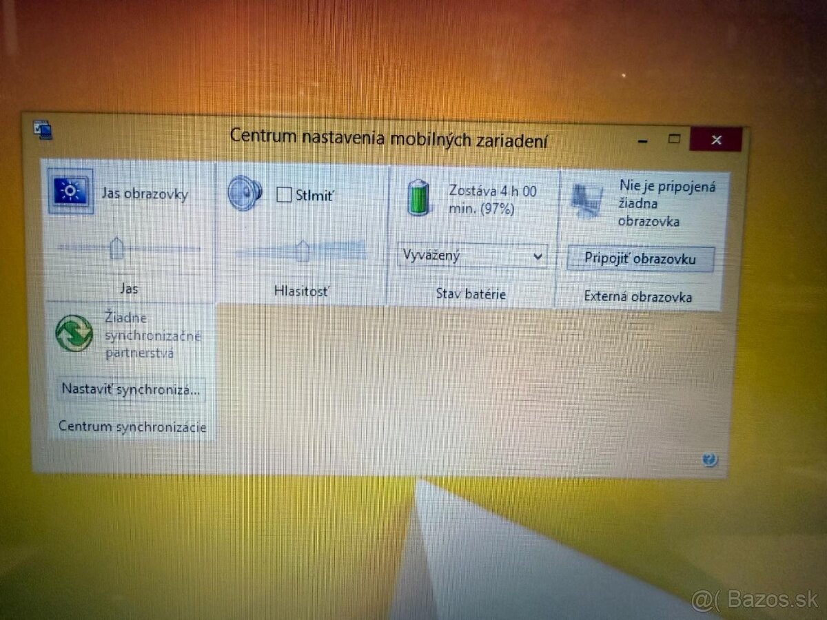 Lenovo Intel Celeron N2840/4GB RAM/250GB HDD - Win 8.1 - 6