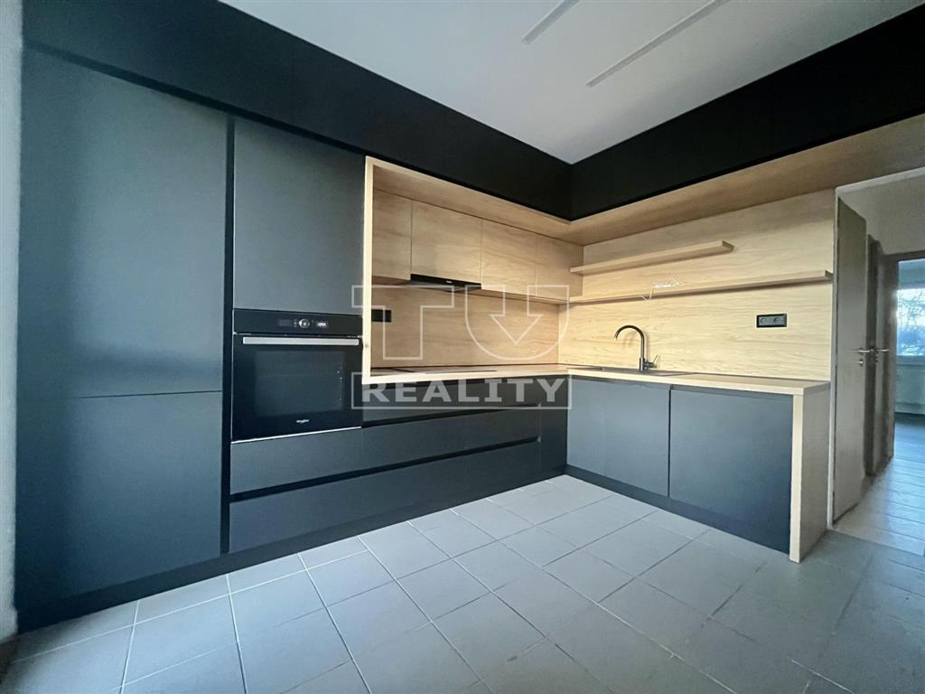 Kompletne zrekonštruovaný 3-izbový byt s balkónom s... - 6