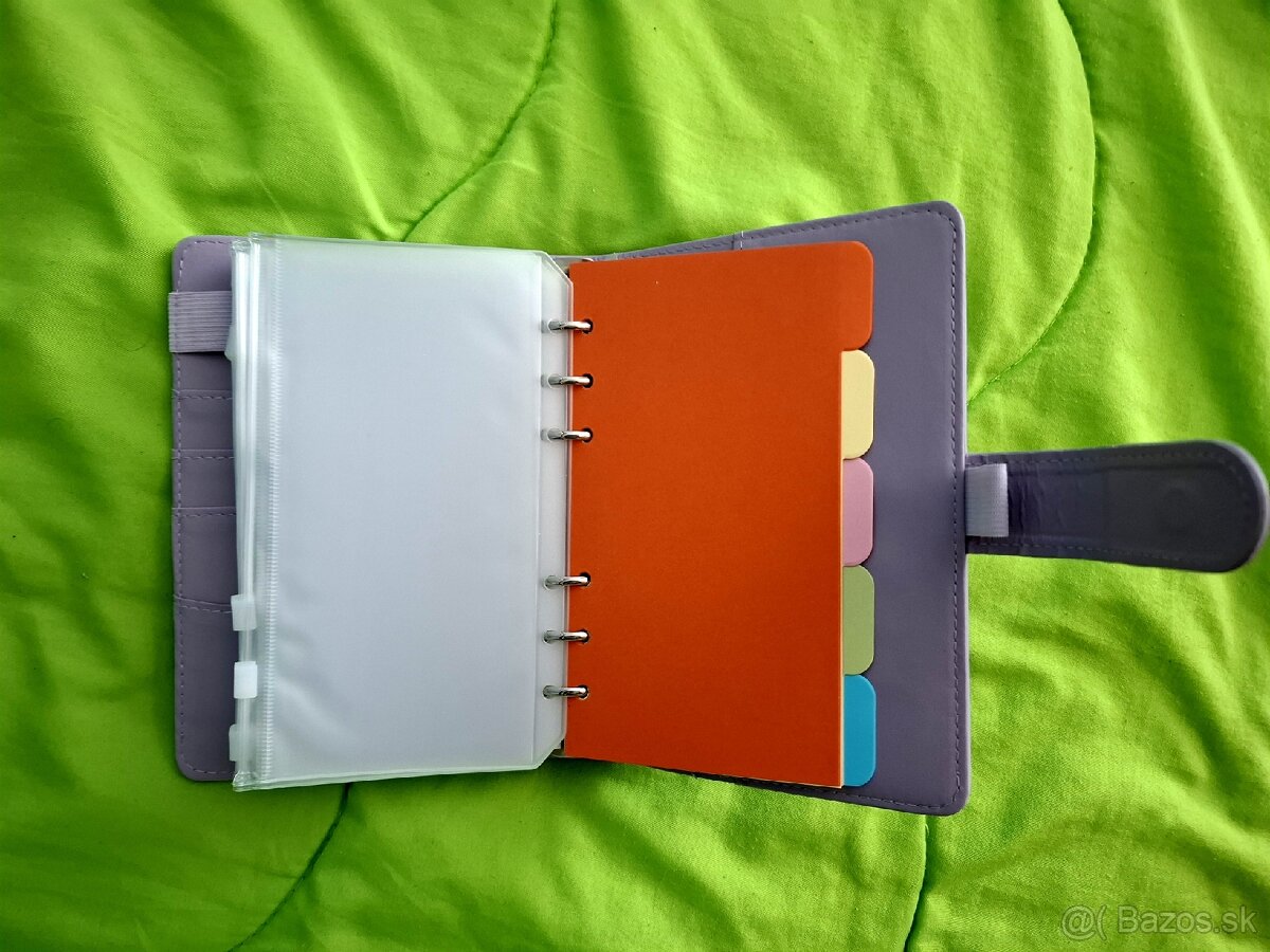 Predám zápisník/notes veľkosti A6 - 6