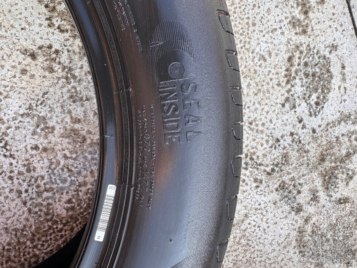 215/55R17 94W Letné Pirelli Seal Inside - 6