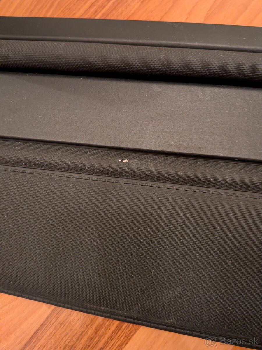 Cierna roletu do kufra BMW X5 E 70 - 6