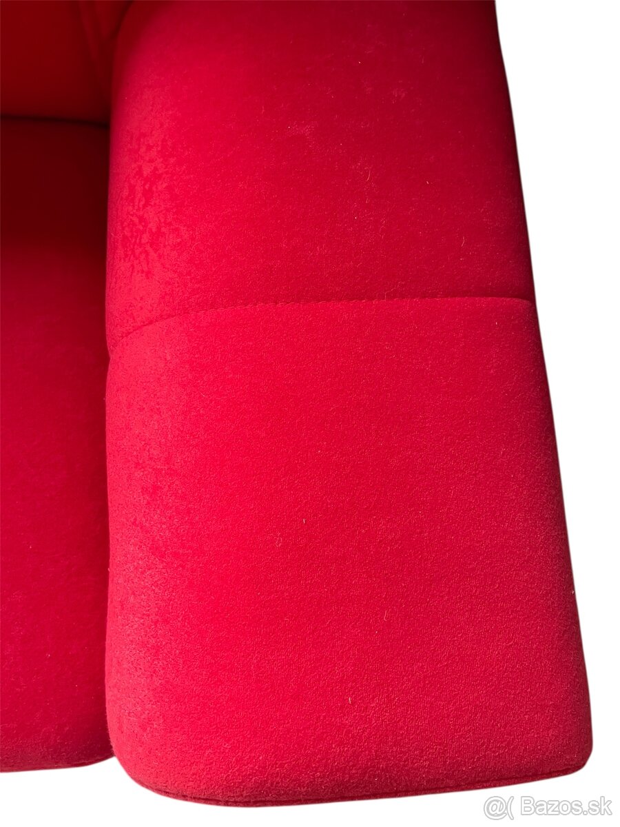 ROHOVÁ SEDAČKA - 6