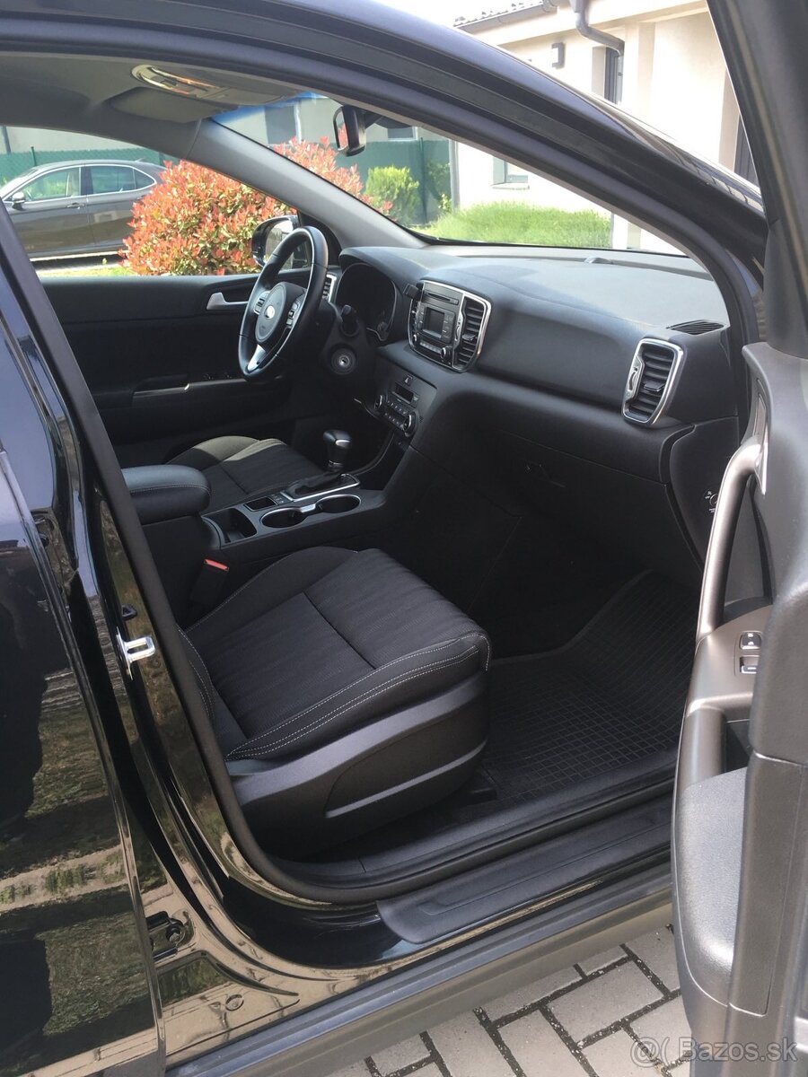 Kia Sportage 2.0 CRDi 4WD Gold A/T - 6