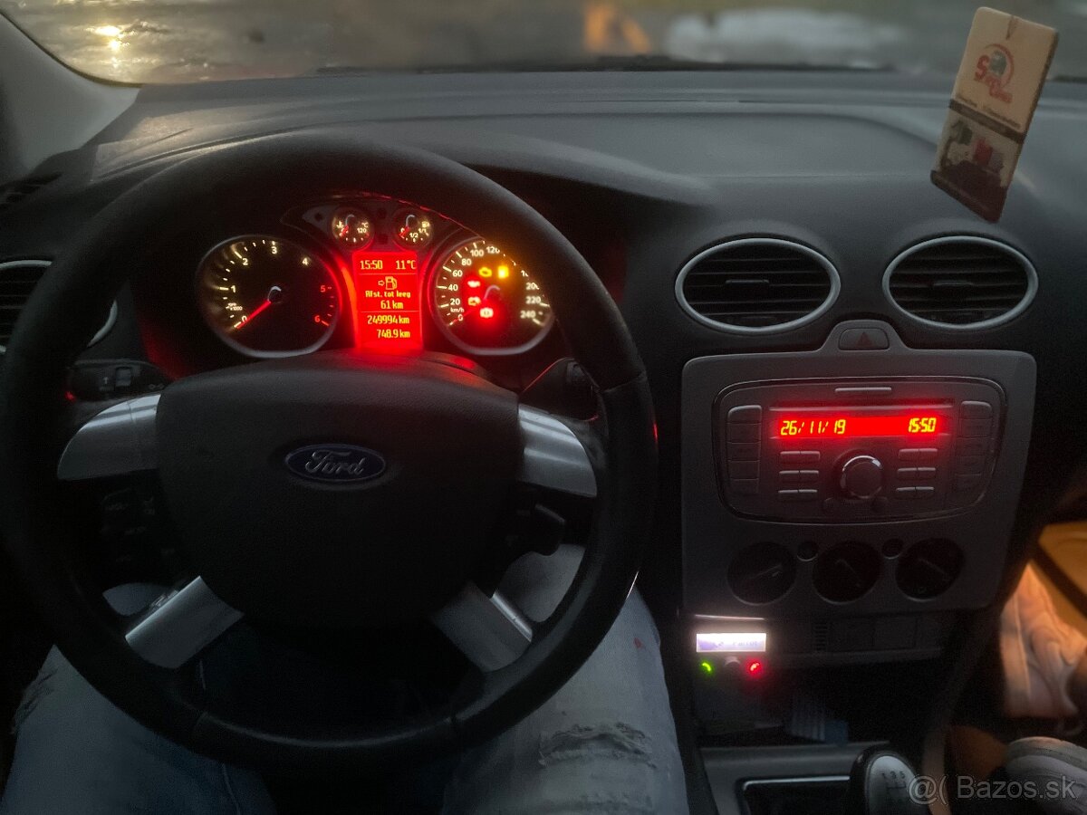 Ford Focus mk2 2009 - 6