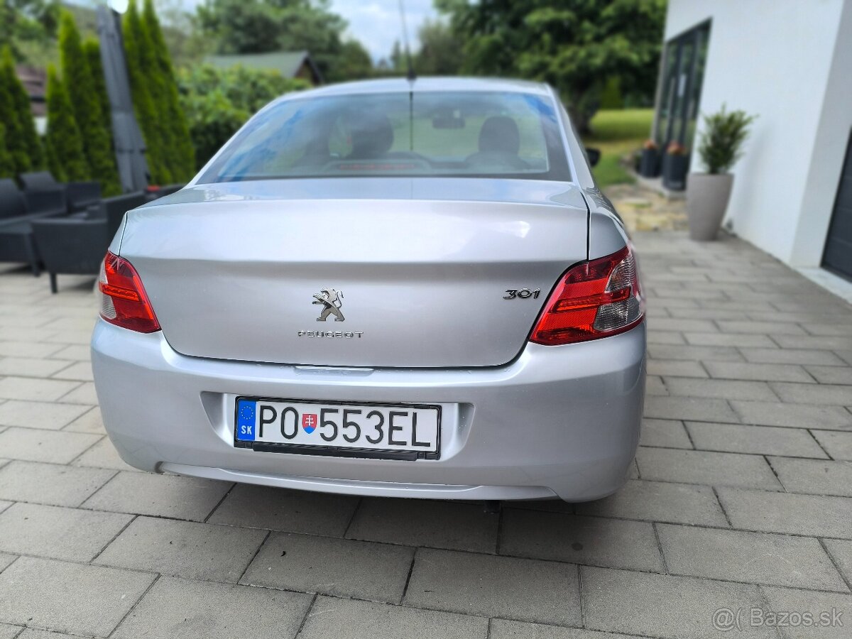 Peugeot 301 benzín 1,6 - 6