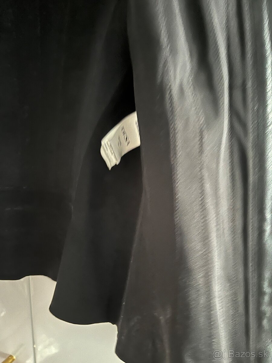 Damska kozena bunda. Pisane M , ale je to skor velkost 34/36 - 6