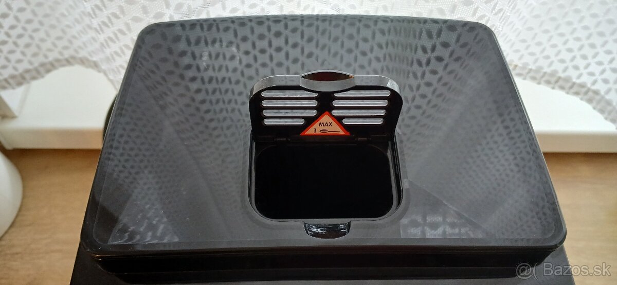 Automatický kávovar De'Longhi Magnifica S Ecam 22.112 B čie - 6