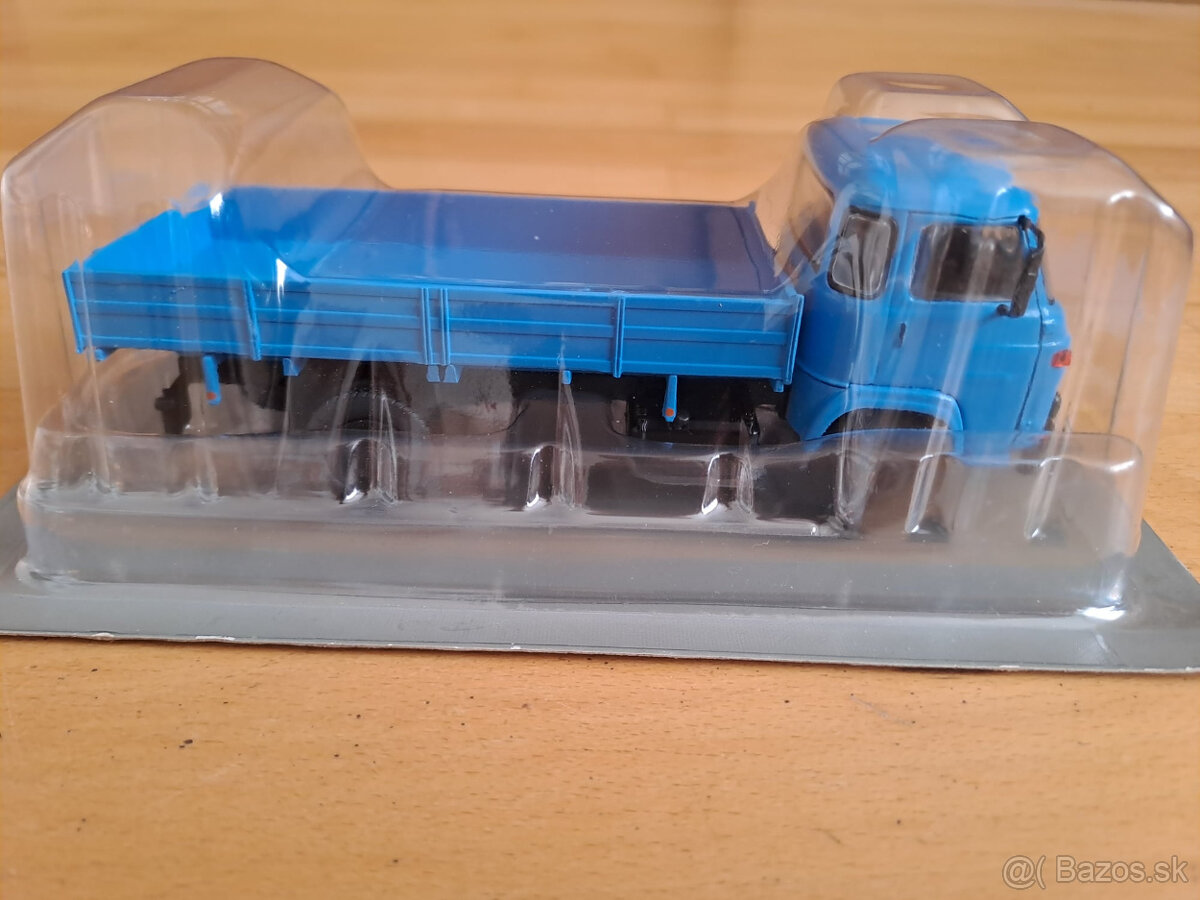 Avia A31N 1:43 + časopis - 6