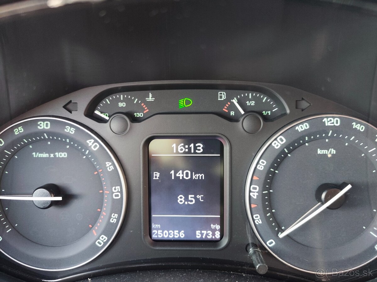 Skoda octavia 2.0 tdi - 6