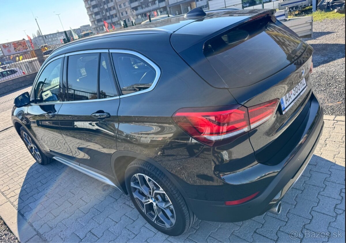 BMW X1 sDrive Advanced 20i A/T,5dv. - 6