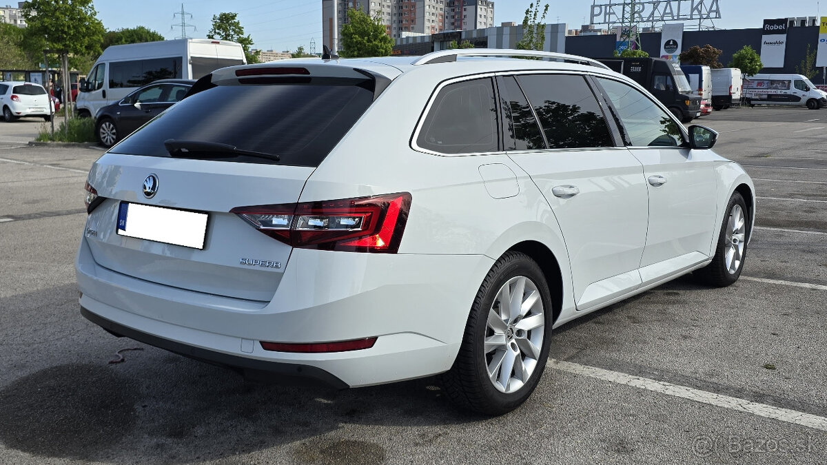 Škoda Superb kombi 2,0TDI 140kW Style DSG 3/2017-125.000km - 6