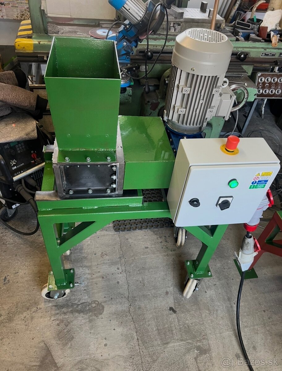 Maly drvic na odpad - 6