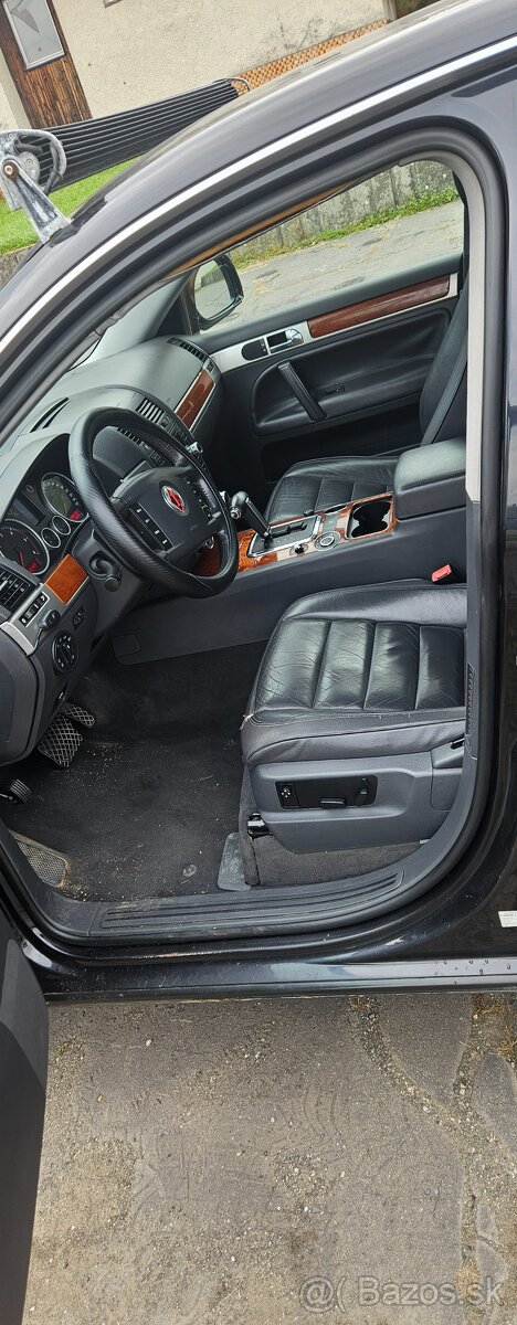 Predám Wolksvagen Tuareg 3.0 - 6