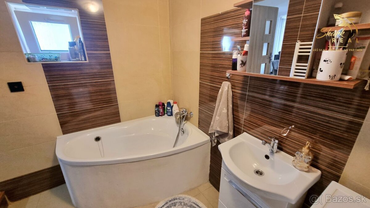 Rodinný dom s prístavbou - 6