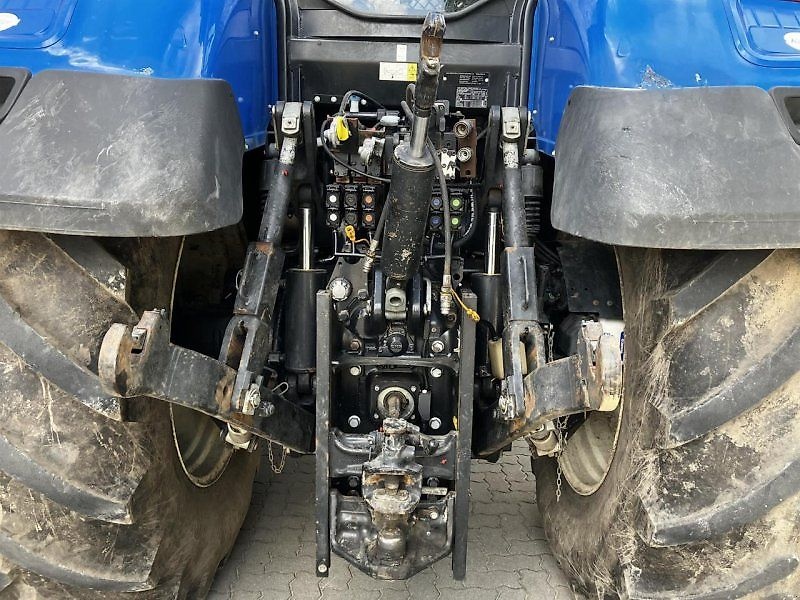Traktor New Holland T7.275 AC - 6
