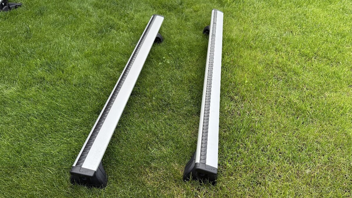 Priečniky Thule na Volvo V40 CC - 6