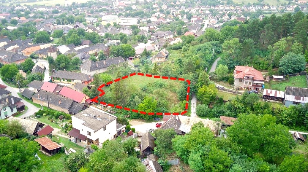 Gemerská Poloma - 1.701 m2 POZEMOK NA RD - 10 minút od RV - 6