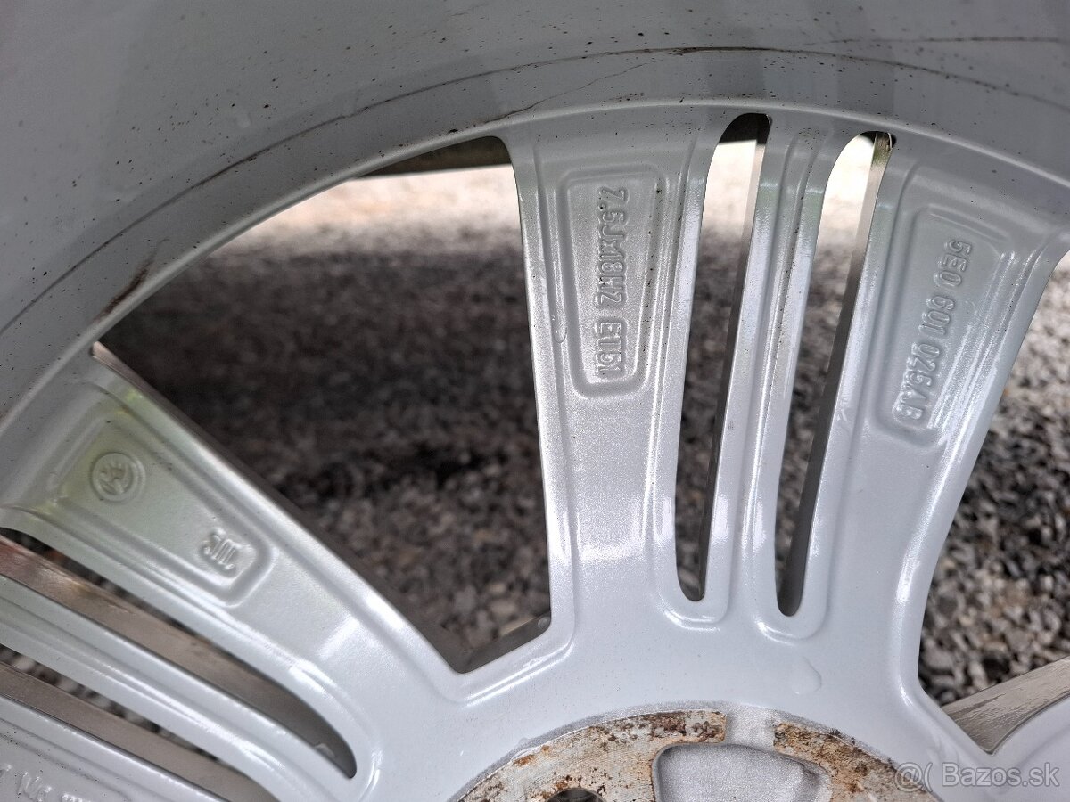 Predam sadu zimne pneu 225 40 r18 - 6