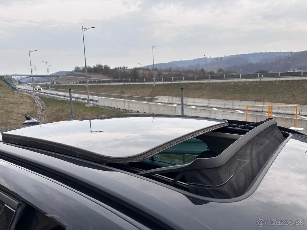 Škoda Octavia 4 Combi 2.0 TDI DSG 9/2021 - 6