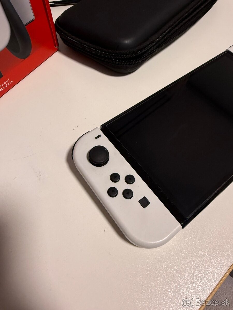 Predám Nintendo switch oled v bielom prevedení Ku konzole je - 6