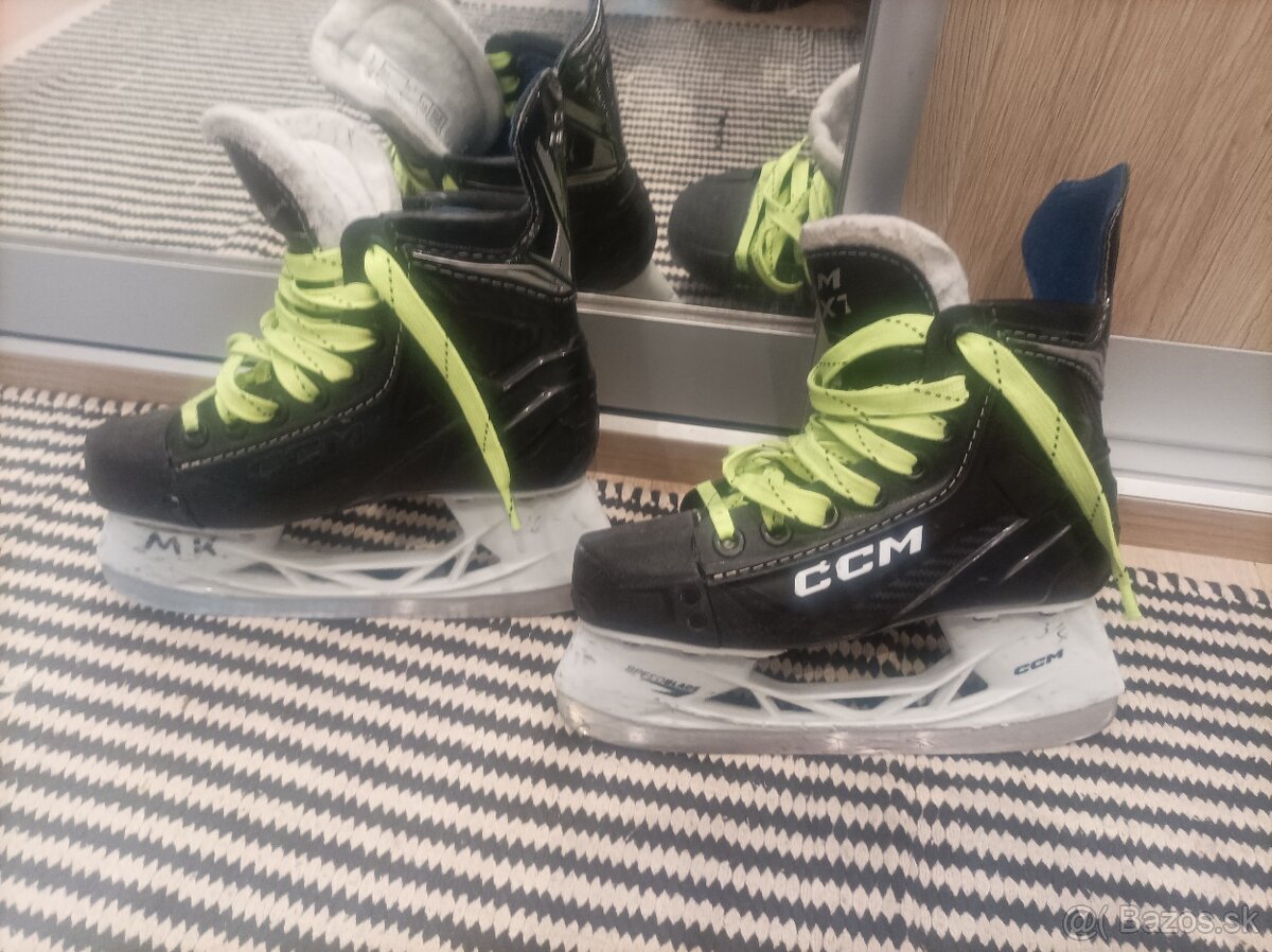 Predám korčule CCM NEXT JR1 - 6