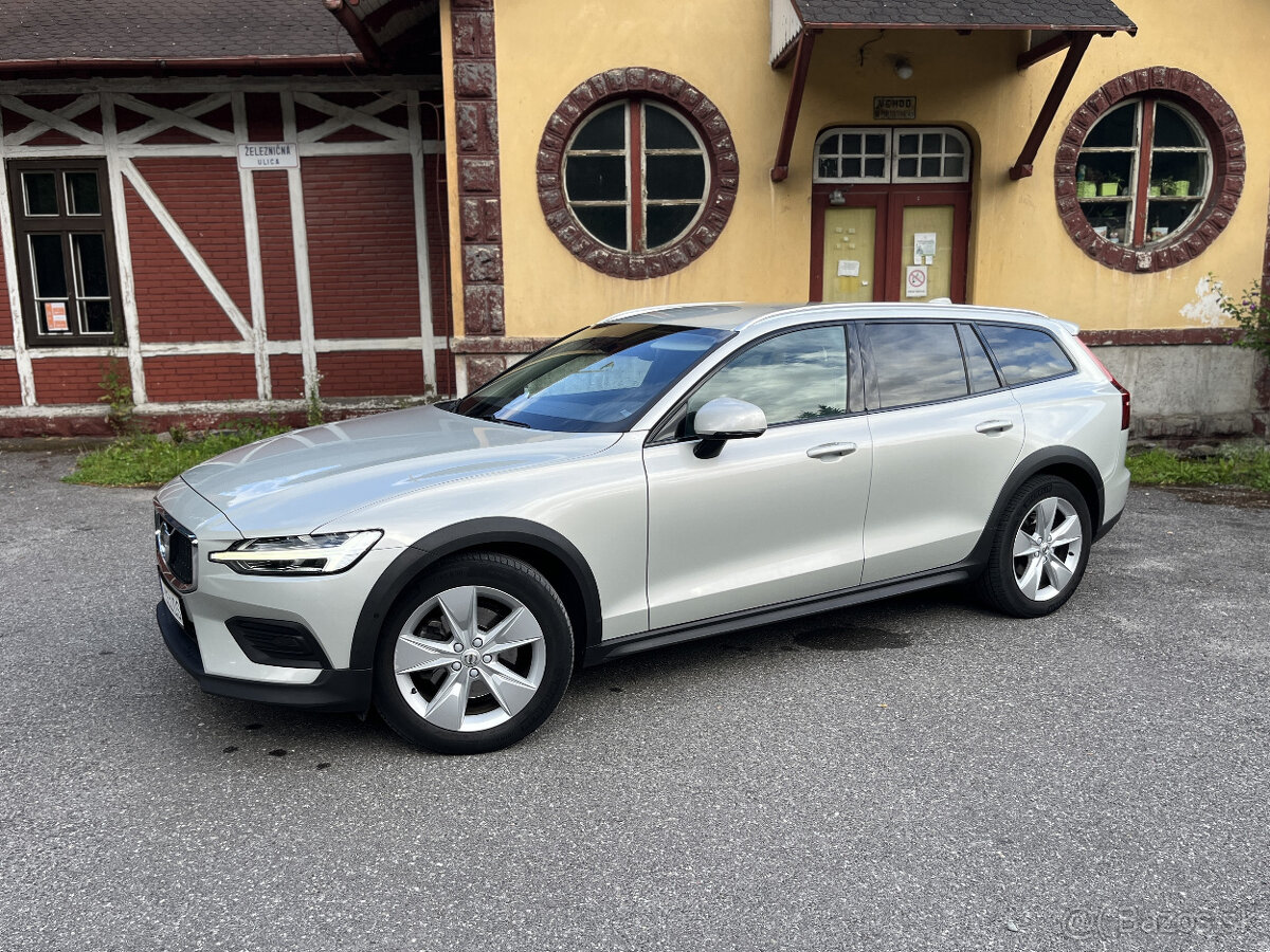 Volvo V60 Cross Country 4x4 - 6