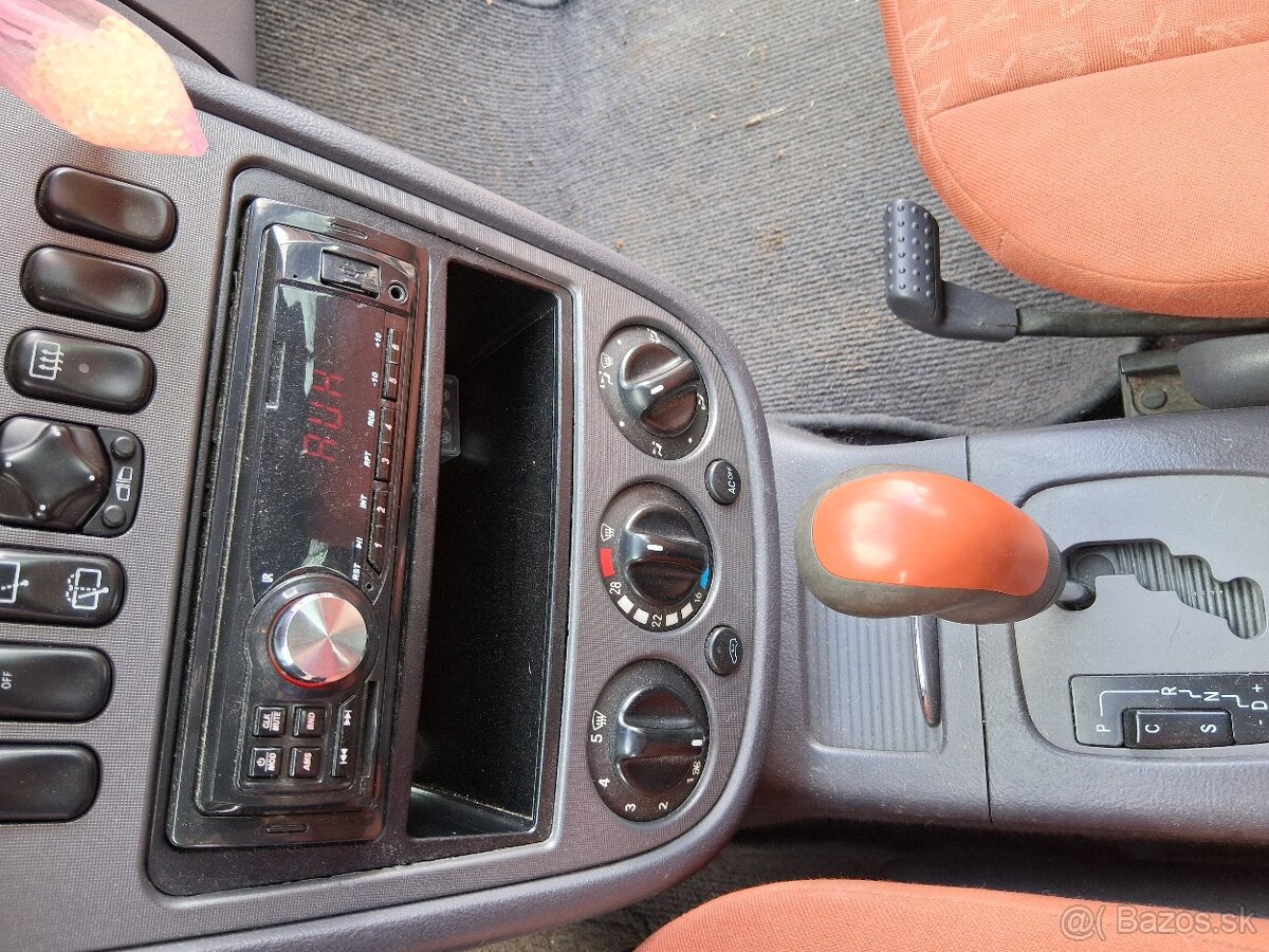 Mercedes-Benz A170 automat - 6