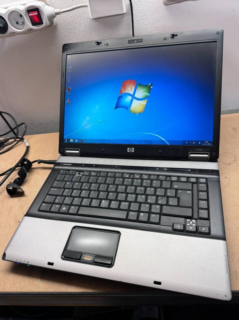 Predám použitý notebook HP 6730b. Core2Duo 2x2,40GHz. 4gbram - 6