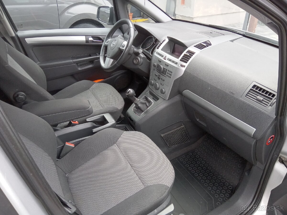 Opel Zafira B - 6