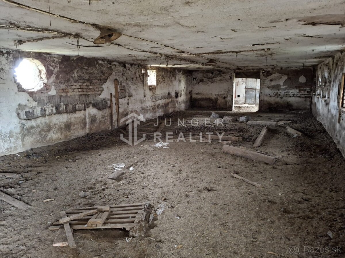 Inv.pozemok – orná pôda a hospodárske budovy v obci Starňa - 6