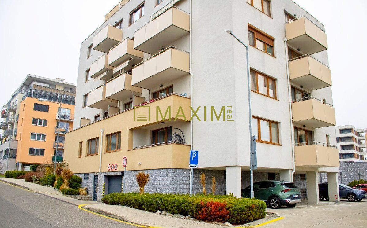 S parkovacím státím 1 izbový byt na ulici Kadnárova v Bratis - 6