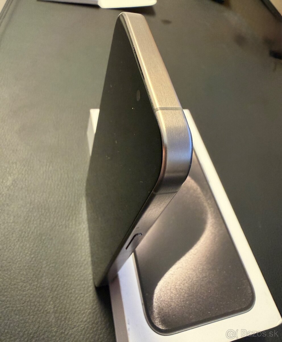 Iphone 15 Pro 128 GB Natural Titanium(Beige) - 6