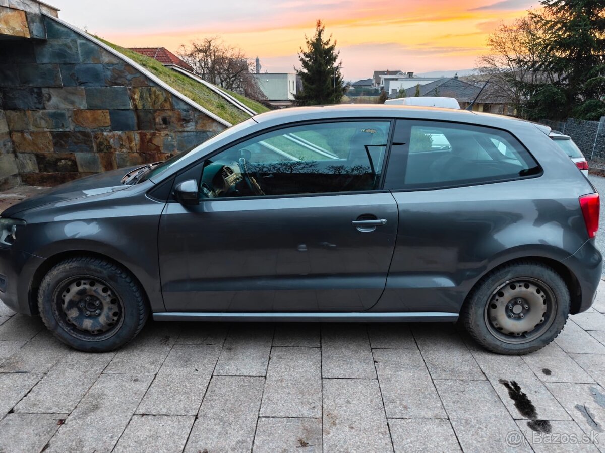 Volkswagen Polo 2010, 66 kW - 6