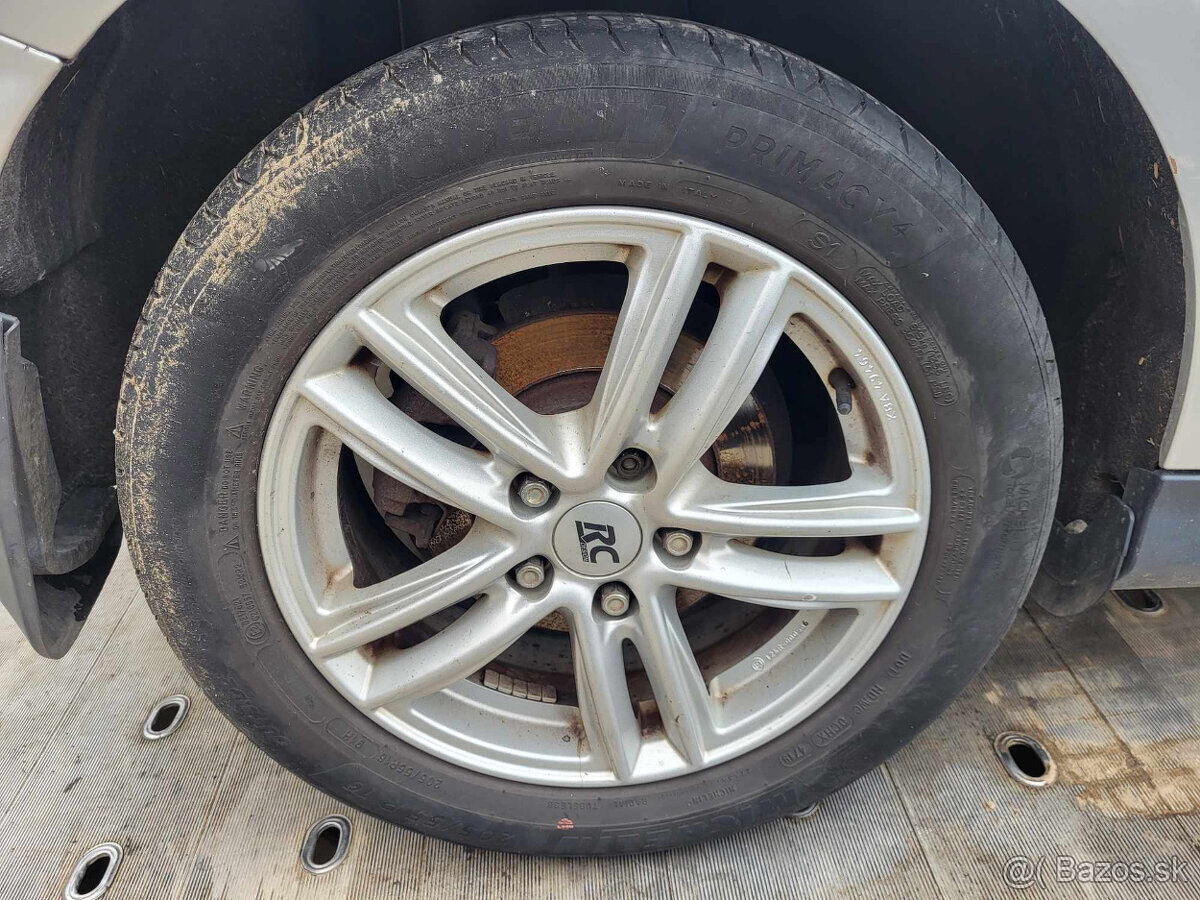 FORD FOCUS III 1,6i 85kw - 6