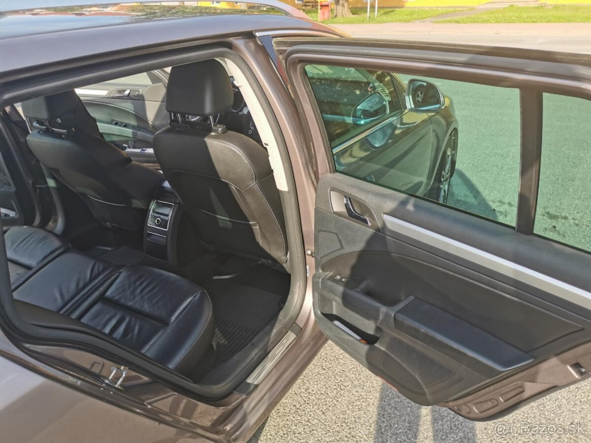 ŠKODA Superb Combi 1.6 TDI Comfort GreenLine - 6