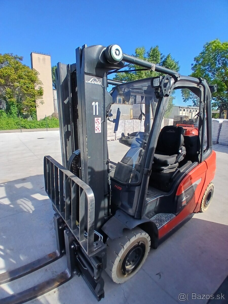 VZV Linde H25T-01 - 6