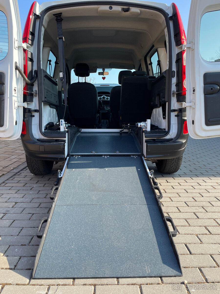 Renault Kangoo: rampa pro vozíčkáře - 6