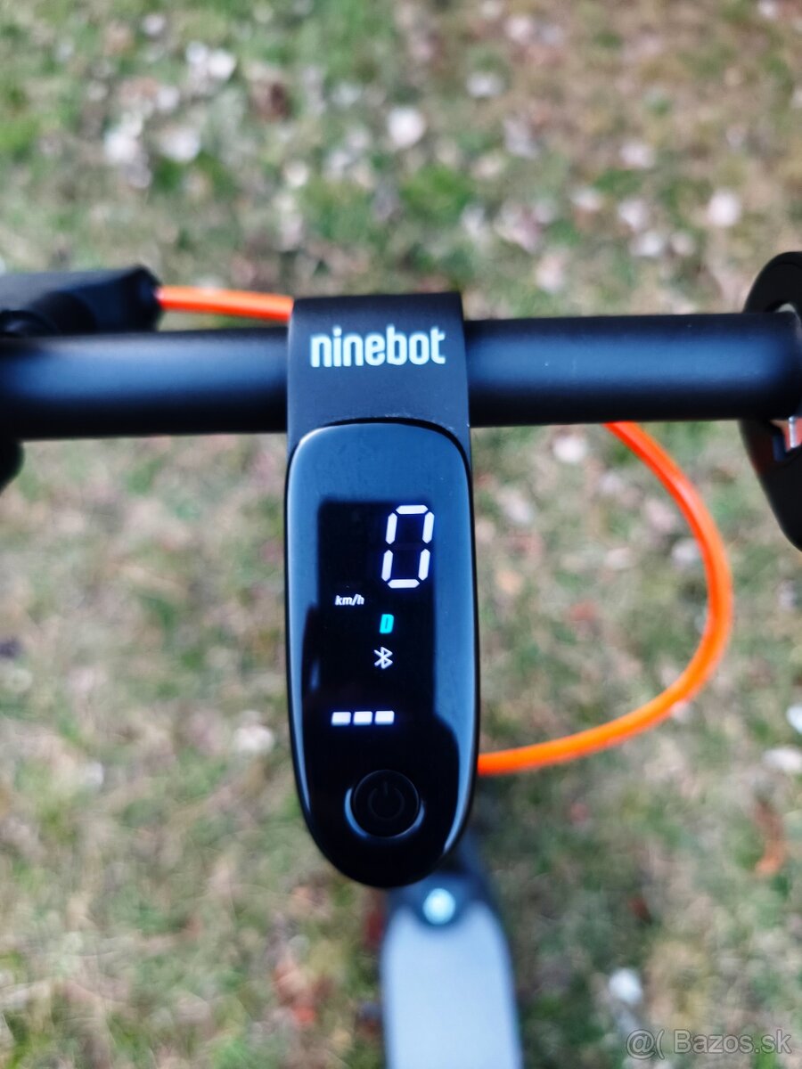 Ninebot Kickscooter F30E - 6