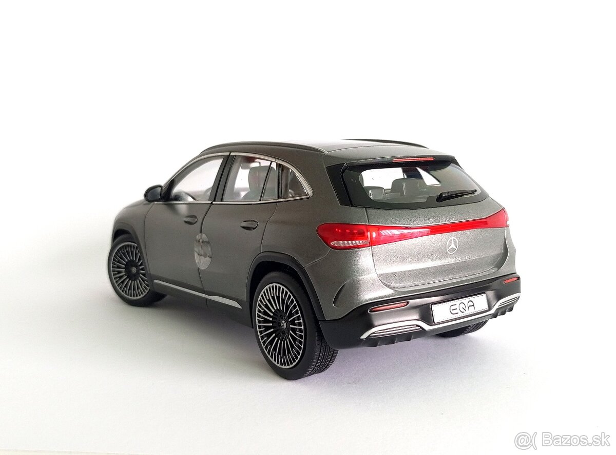 1:18 Mercedes-Benz EQA - 6
