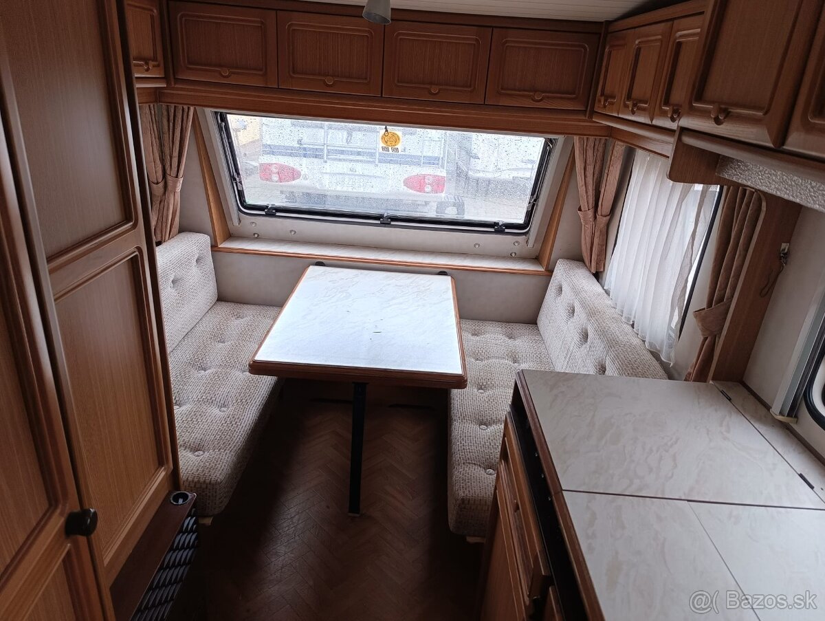 Obytny prives Hobby 430 - predstan, max 1000 kg - 6