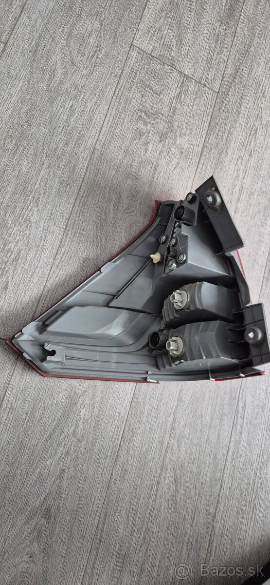 Zadné svetlo honda CRV - 6